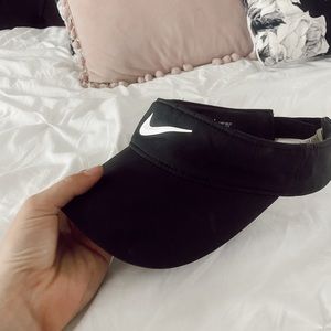 Nike women’s visor